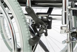 Инвалидное кресло с поддержкой икр — миниатюра 5